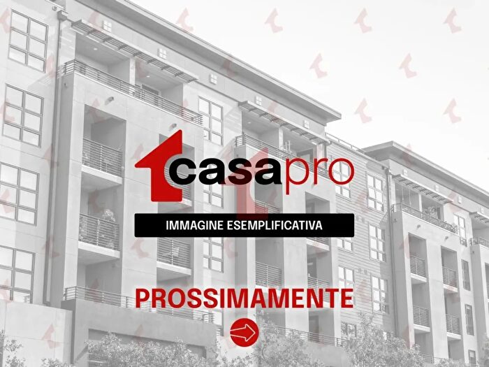 Appartamento quadrilocale in vendita in Via Giuseppe Verdi, Parma