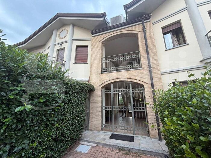 Appartamento trilocale in affitto in Via leonardo da vinci, Bruino