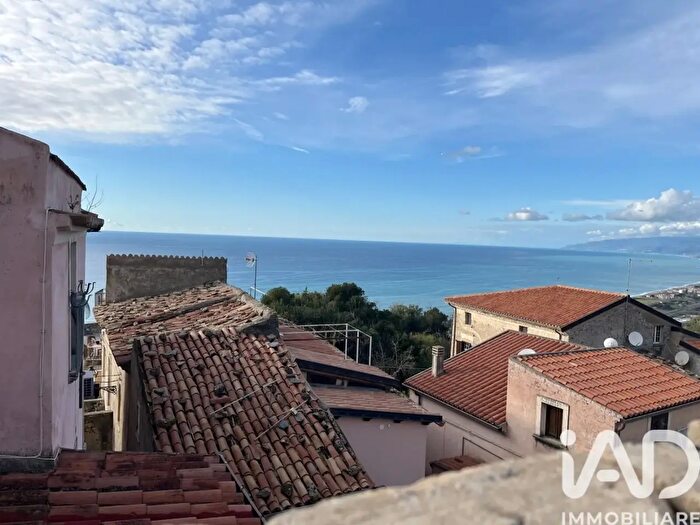 Casa con 6 locali in vendita in Via delle Grazie, Fiumefreddo Bruzio