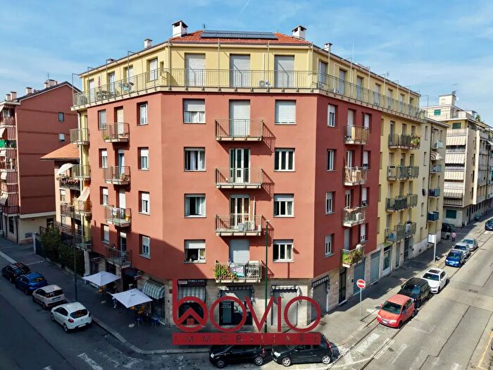 Appartamento trilocale in vendita in Via Monte Rosa N, Torino