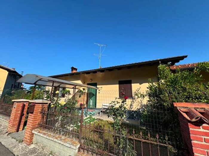 Appartamento con 6 locali in vendita in Località Saliceto, Romagnese