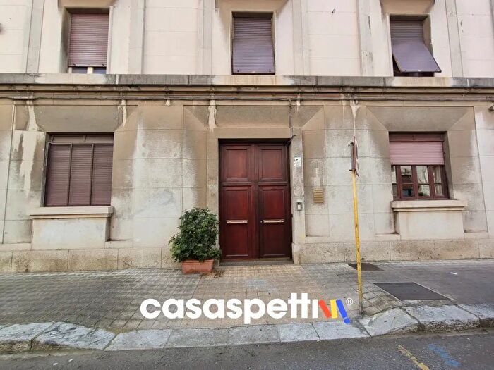 Appartamento quadrilocale in vendita in Via Cesare Battisti, Reggio Calabria