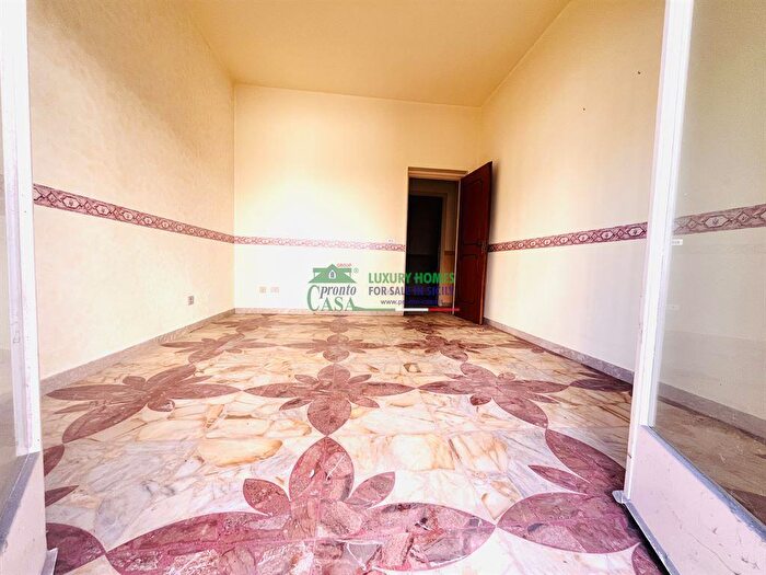 Appartamento quadrilocale in vendita in Via Epicuro, Comiso