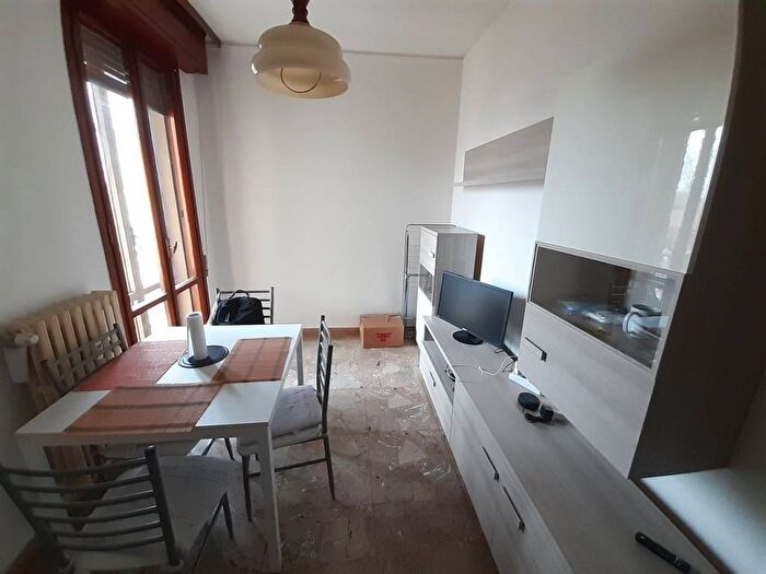 Appartamento bilocale in affitto in Viale Gaetano Storchi, Sacca Stazione, Modena