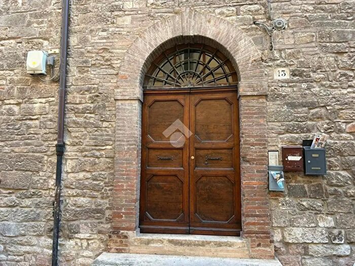 Appartamento quadrilocale in affitto in Via Savelli della Porta, Gubbio
