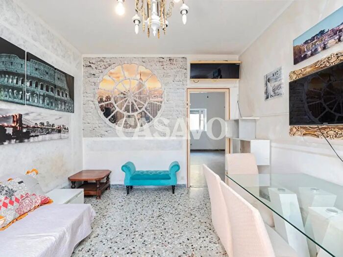 Appartamento trilocale in vendita in Via Paolo Mantegazza, Milano
