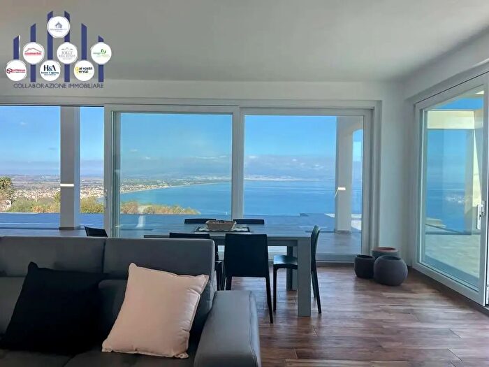 Casa quadrilocale in vendita in Contrada Balatelle, Augusta