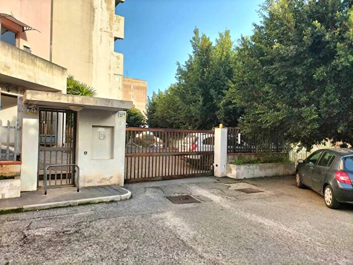 Appartamento quadrilocale in vendita in Via San Jachiddu, Messina