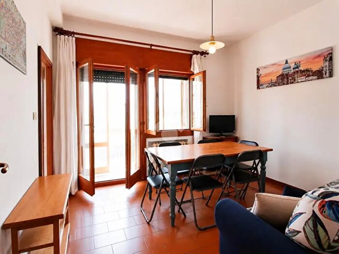 Appartamento trilocale in vendita in Via Pietro Bembo, Venezia