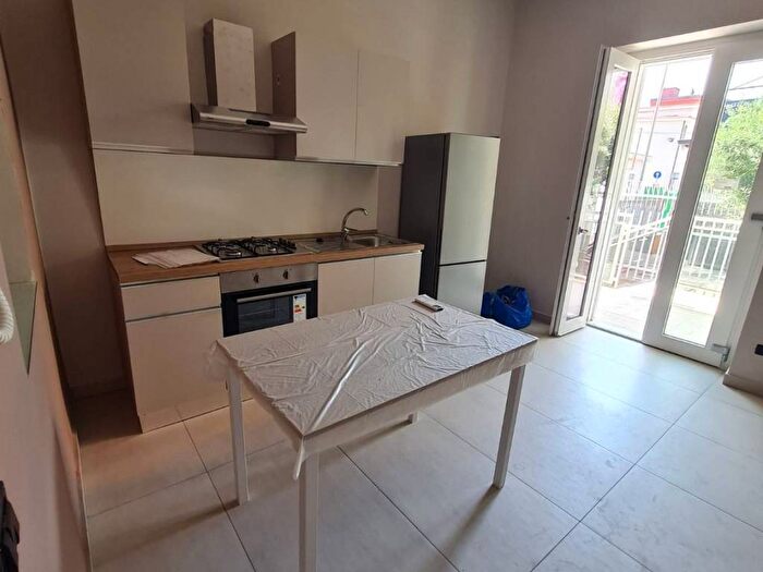 Appartamento trilocale in affitto in Via Roma, Centro, Pomigliano d'Arco