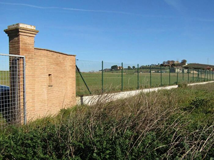 Casa con 6 locali in vendita in Indirizzo Contrada Chiarino b, Recanati