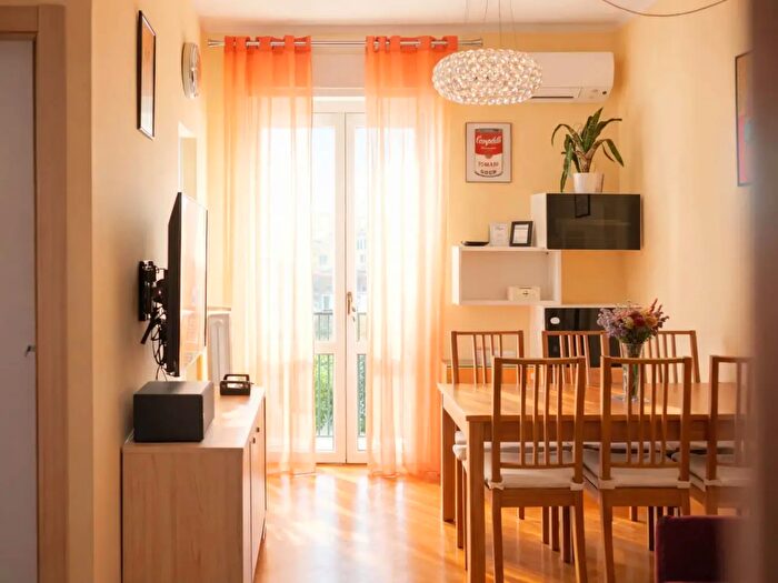 Appartamento monolocale in affitto in Via Friuli, Milano
