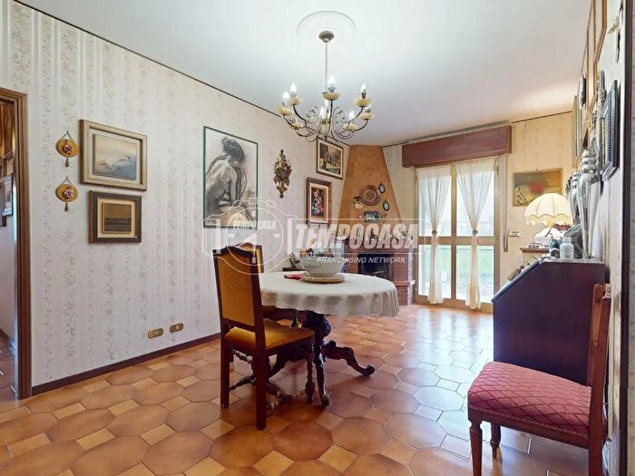Appartamento trilocale in vendita in Via Aldo Moro, Zocca