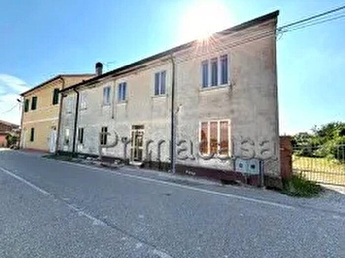 Casa con 7 locali in vendita in Via Villa San Rocco, Roverchiara