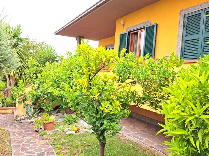 Casa quadrilocale in vendita in Via Colle dei Cavalli, Velletri