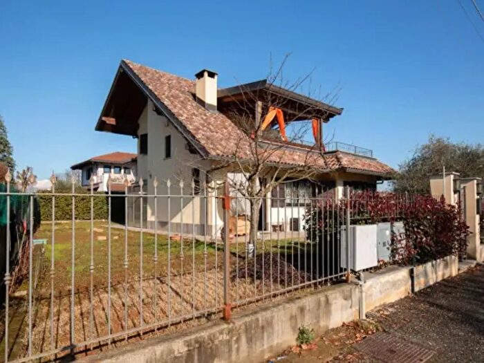 Casa con 5 locali in vendita in Via Vittorio Alfieri, San Gillio