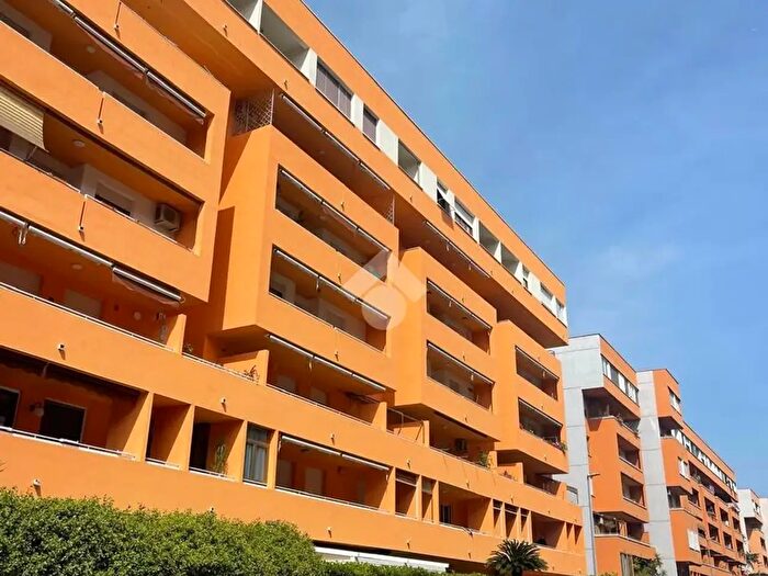 Appartamento quadrilocale in vendita in Via Giampiero Combi, Roma