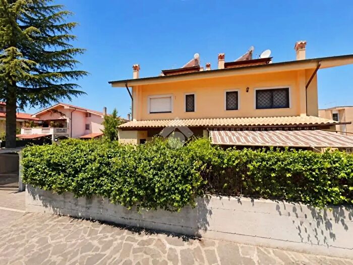 Casa trilocale in affitto in Piazza Palmiro Togliatti, Marino