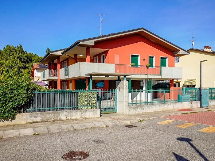 Appartamento trilocale in vendita in Caldiero