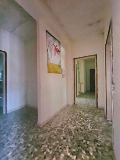 Appartamento trilocale in vendita in Via Grigna, Legnano