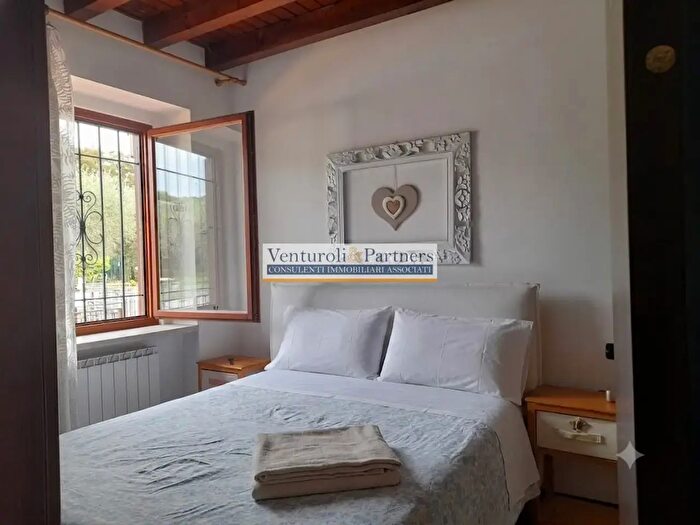 Appartamento bilocale in affitto in Via Barcuzzi, Lonato