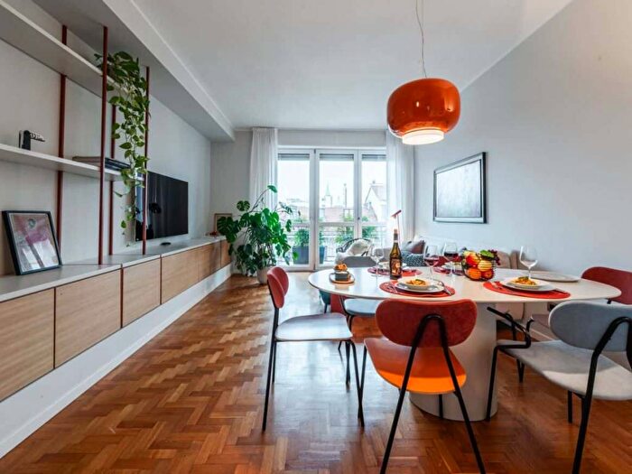 Appartamento trilocale in affitto in Via Giovanni Battista Fauchè, Sempione, Milano