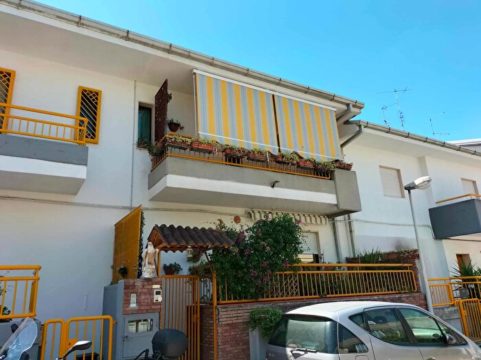 Casa con 6 locali in vendita in Via Bitetto, Cassano Delle Murge