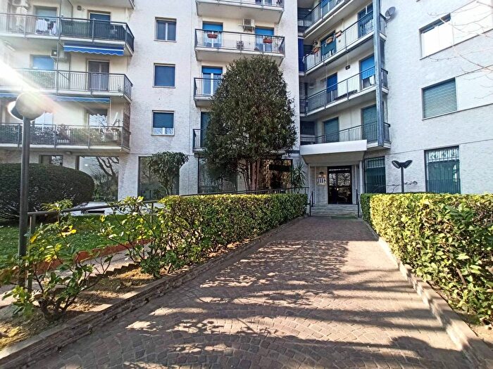 Appartamento bilocale in affitto in Piazzale Giovanni delle Bande Nere, Bande Nere, Milano