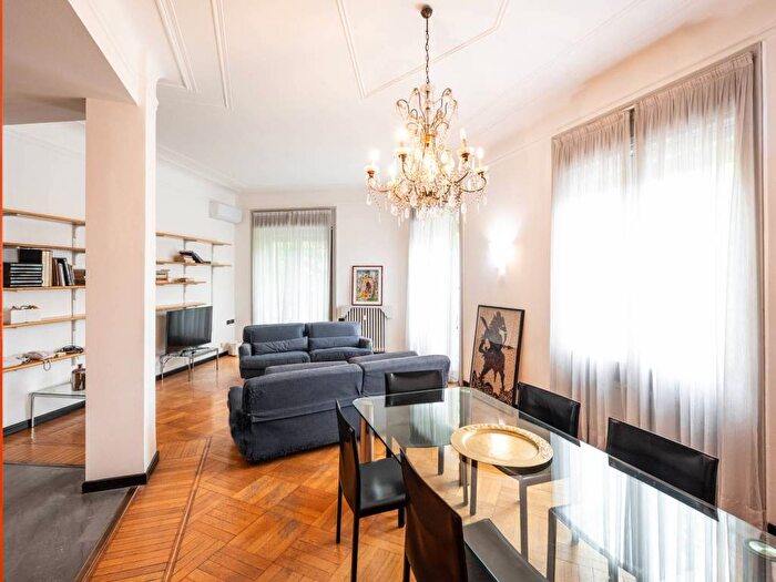 Appartamento trilocale in affitto in Via Giuditta Sidoli, Città Studi, Milano