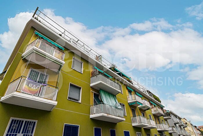 Appartamento bilocale in vendita in Via Tanaro, Milano