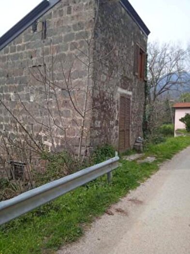 Casa trilocale in vendita in Formicola