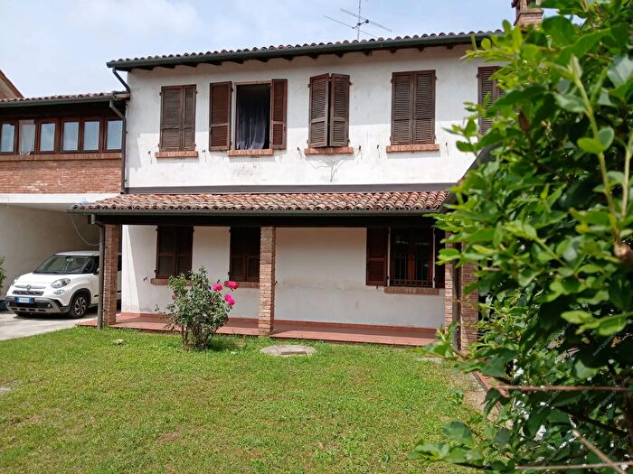 Casa quadrilocale in vendita in Isola SantAntonio