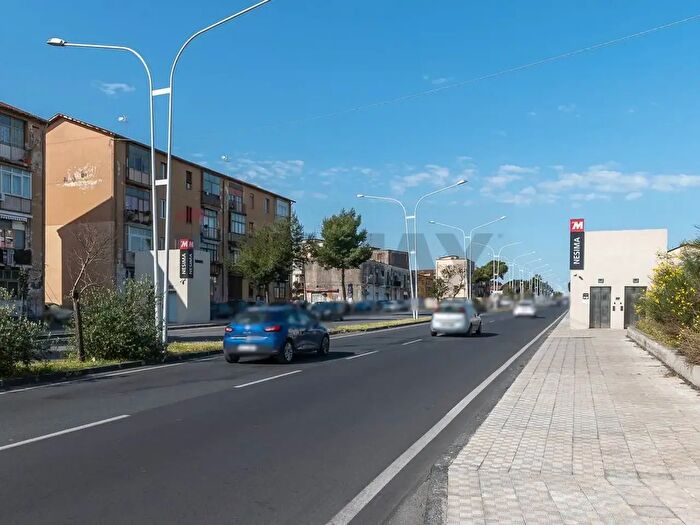 Appartamento bilocale in vendita in Via Nicola Dato, Catania