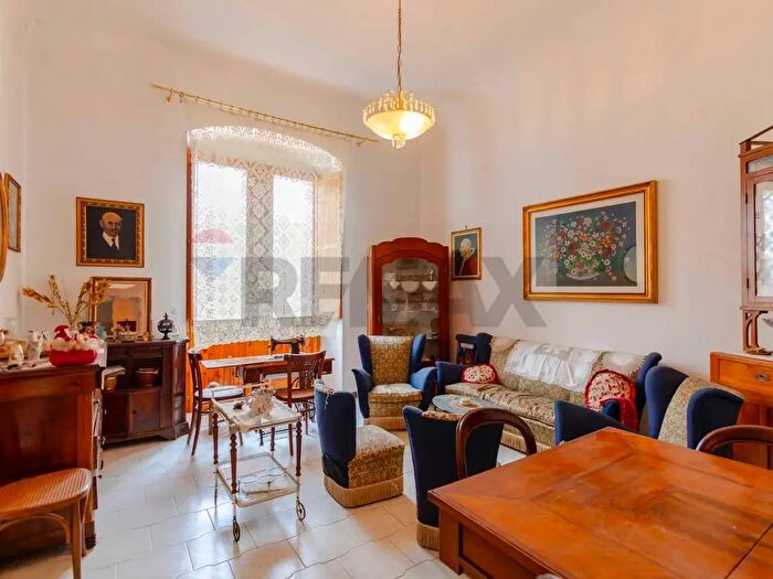 Appartamento con 5 locali in vendita in Corso Vittorio Emanuele, Mottola