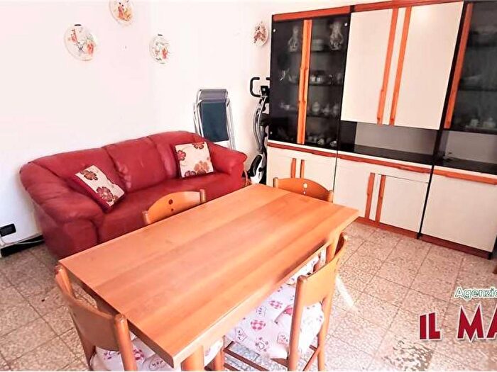 Appartamento con 6 locali in affitto in Via Alcide de Gasperi, Centro, Campomorone