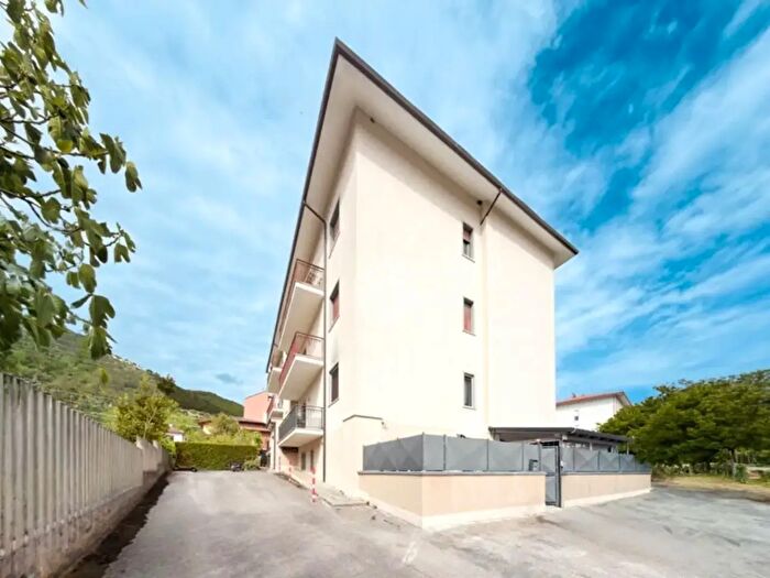 Appartamento quadrilocale in vendita in Via Carlo Lombardo, L'Aquila