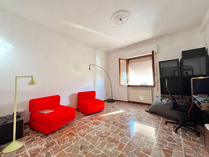 Appartamento con 5 locali in affitto in Via Amilcare Ponchielli, Fornacelle, Montemurlo