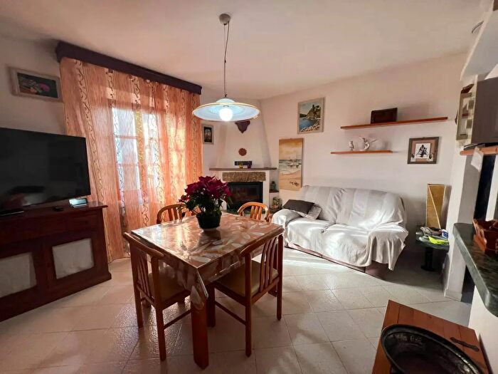 Appartamento trilocale in vendita in Bibbona