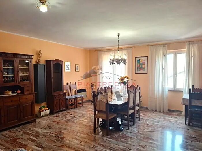 Appartamento quadrilocale in vendita in Orvieto