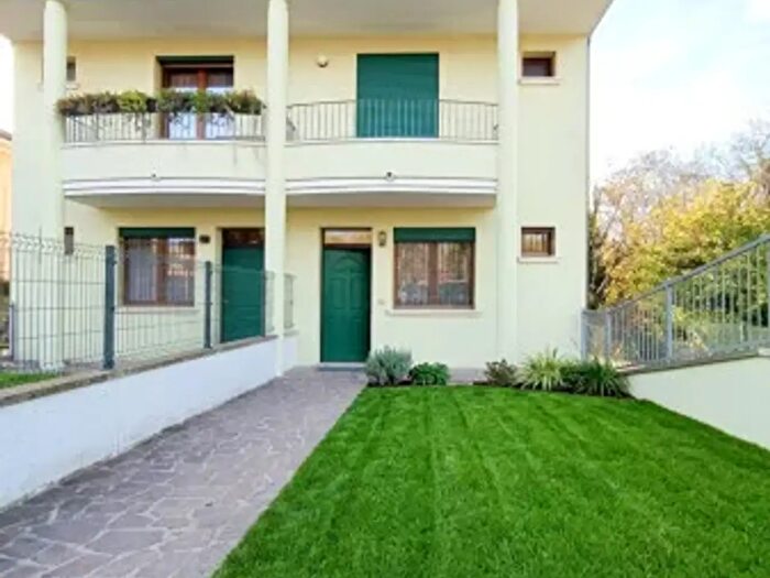 Casa con 5 locali in vendita in Località Artessura C, Adria