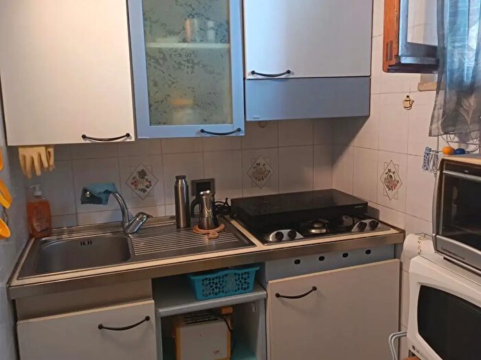 Appartamento trilocale in vendita in Marciana