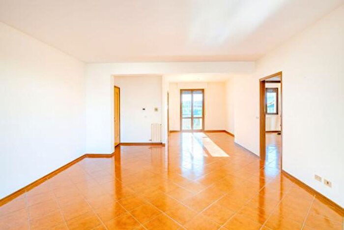 Appartamento quadrilocale in vendita in Jesi