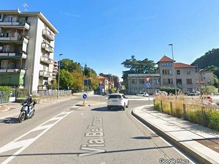 Appartamento trilocale in affitto in Galleria Monte Olimpino, Como