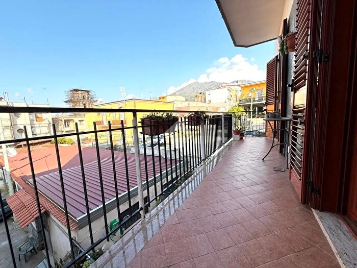 Appartamento quadrilocale in vendita in Via Ascoli, Massa Di Somma