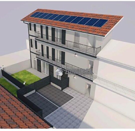 Appartamento quadrilocale in vendita in Via P Parini, Olgiate Olona