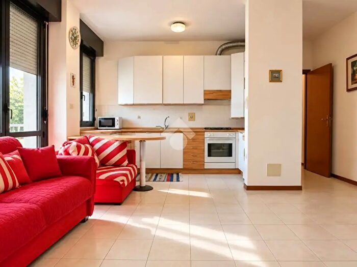 Appartamento trilocale in vendita in Via della Corte, Calderara Di Reno