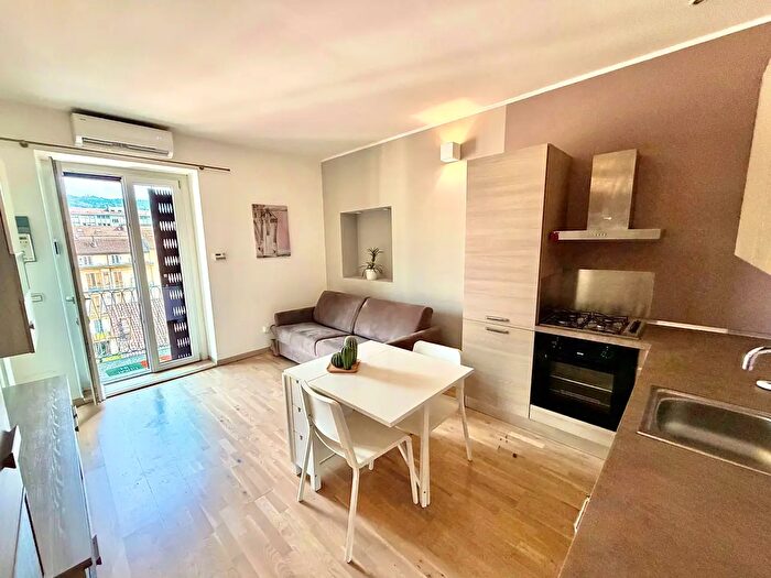 Appartamento bilocale in vendita in Via Madama Cristina, Torino