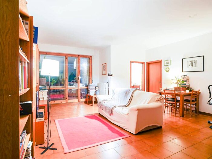 Appartamento con 5 locali in affitto in Petriccio Acquacalda, Siena