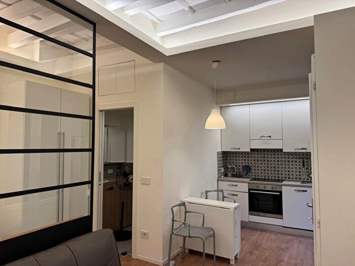Appartamento monolocale in affitto in Corso San Gottardo, Milano