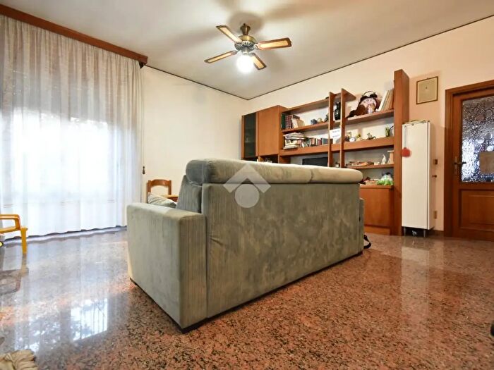 Appartamento trilocale in vendita in Via Silvio Pellico, Savignano Sul Rubicone